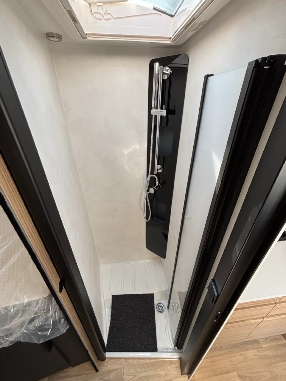 Camping-car - Pilote - P 740 FGJ - 2026