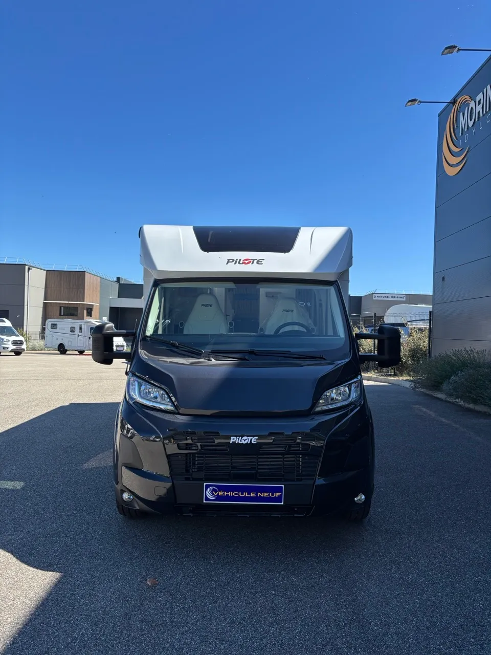 Camping-car - Pilote - P 740 FGJ - 2026