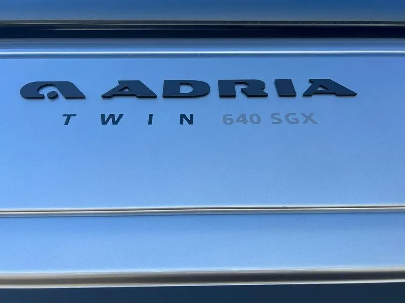Fourgon aménagé - Adria - TWIN 640 SGX 60 YEARS - 2026