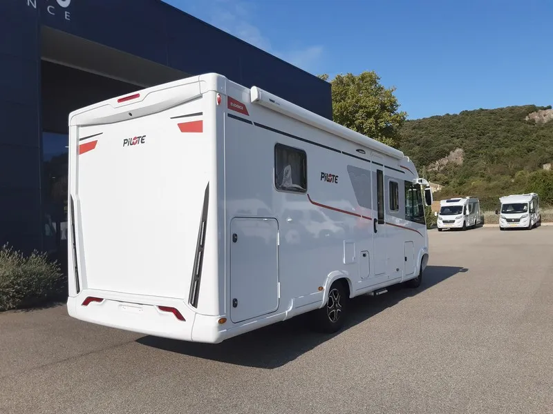 Camping-car - Pilote - G740 FC EVIDENCE - 2026
