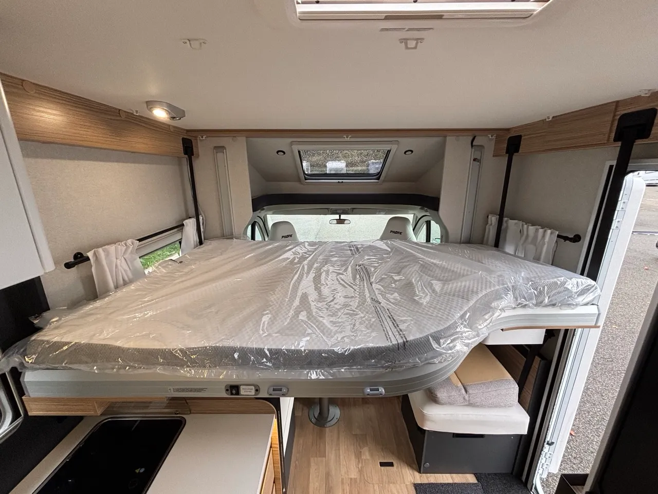 Camping-car - Pilote - P720 FC EVIDENCE - 2026