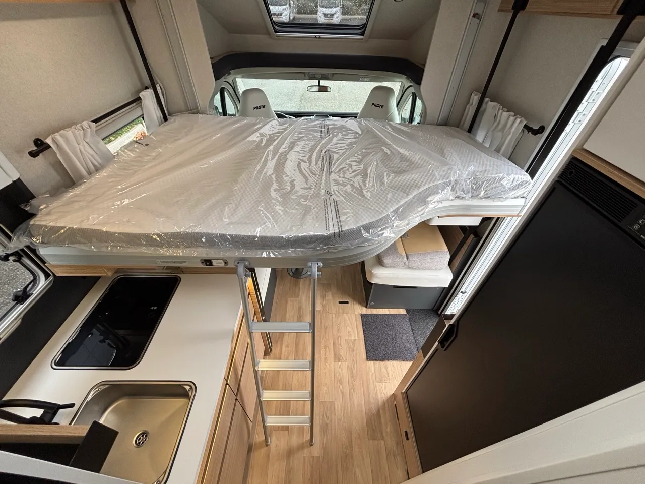 Camping-car - Pilote - P720 FC EVIDENCE - 2026