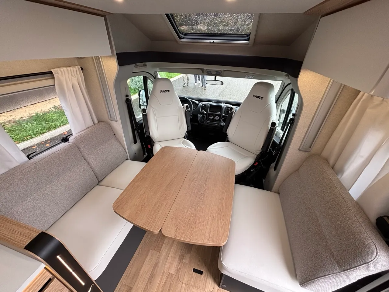 Camping-car - Pilote - P720 FC EVIDENCE - 2026