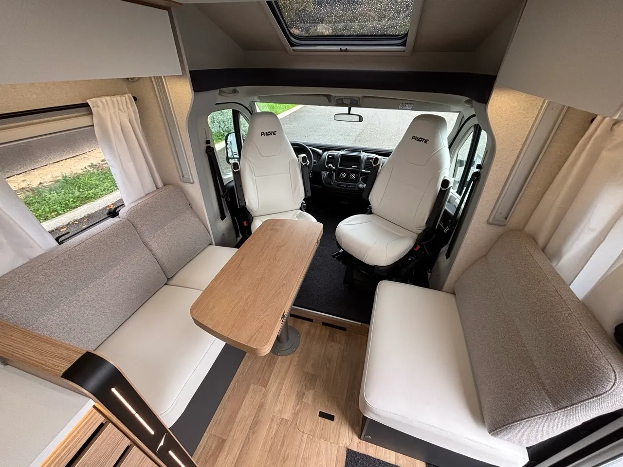 Camping-car - Pilote - P720 FC EVIDENCE - 2026