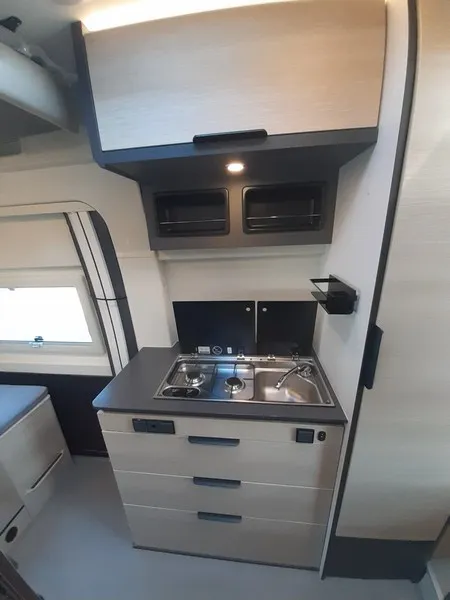 Fourgon aménagé - Dreamer - CAMPERFIVE - 2026