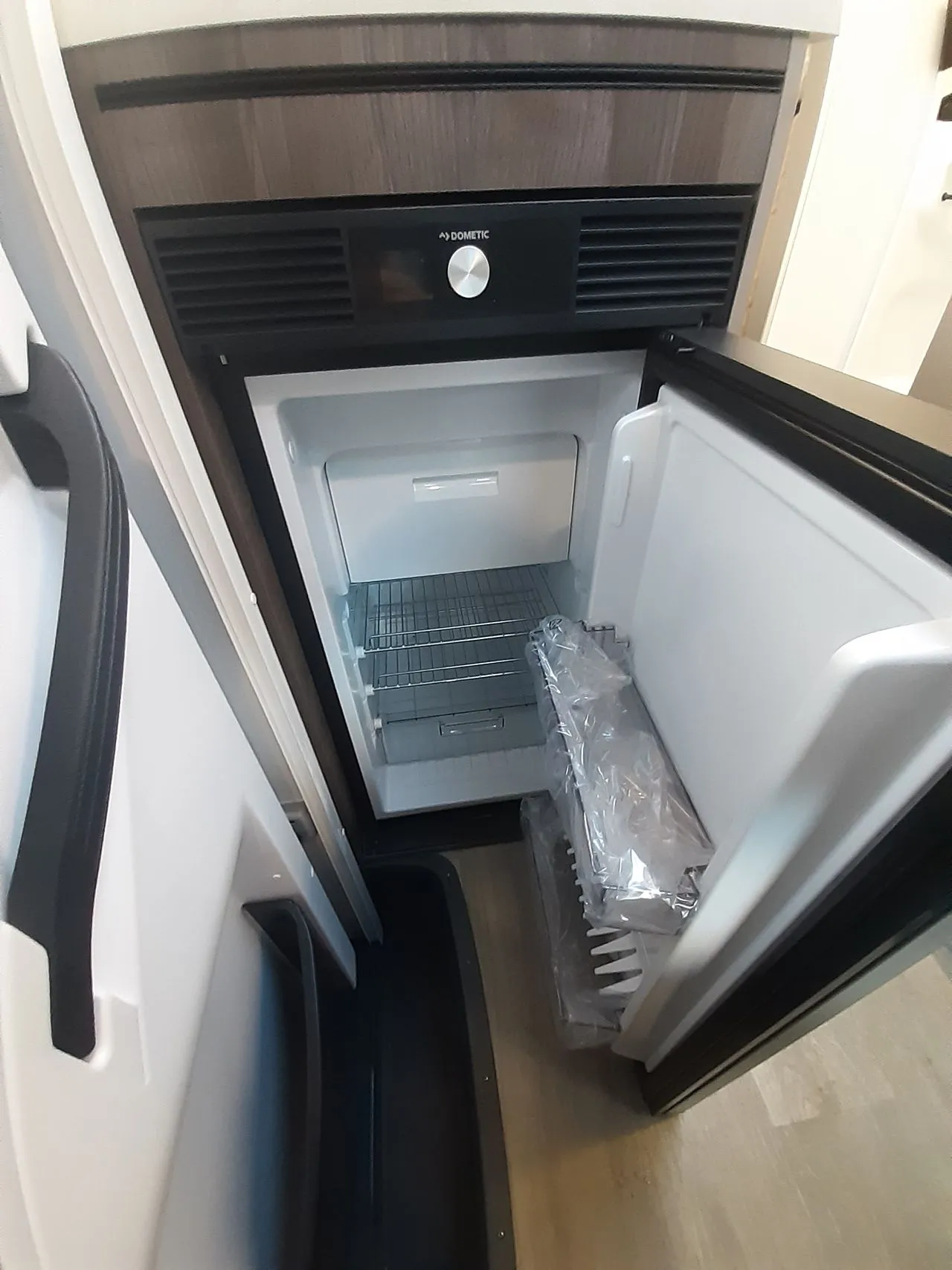 Camping-car - Benimar - YRTEO 861 - 2026