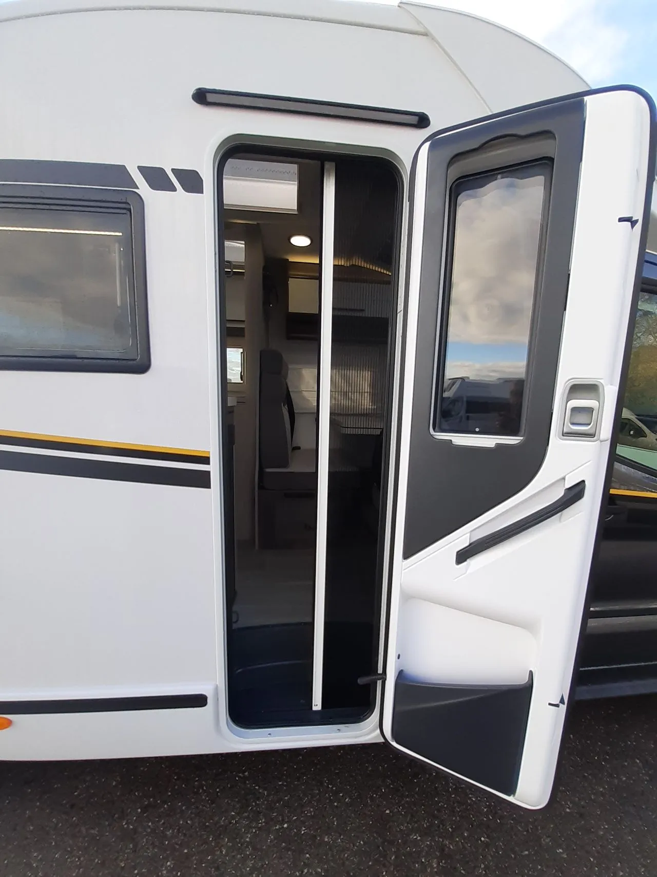 Camping-car - Benimar - YRTEO 861 - 2026