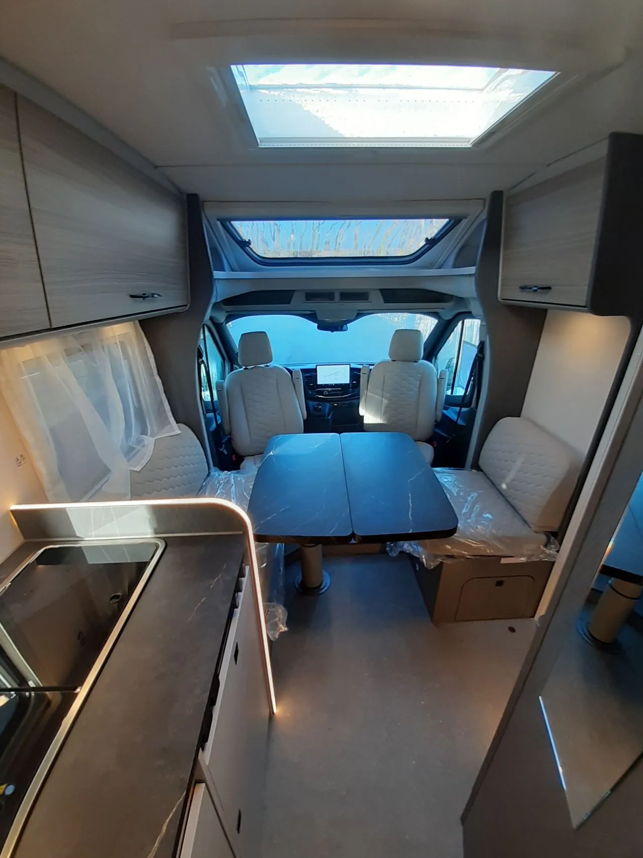 Camping-car - Etrusco - V6.8 SCF - 2026