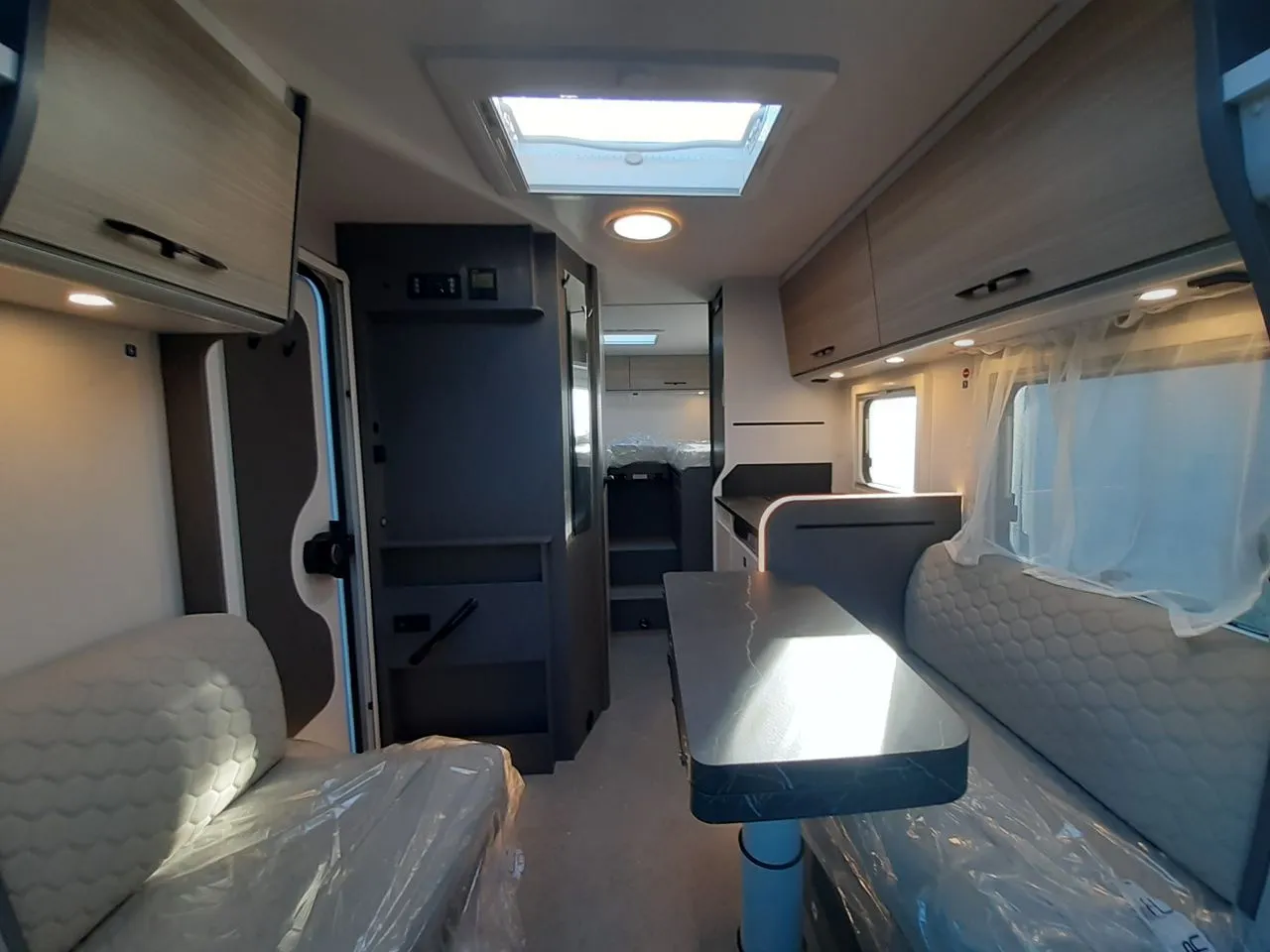 Camping-car - Etrusco - V6.8 SCF - 2026