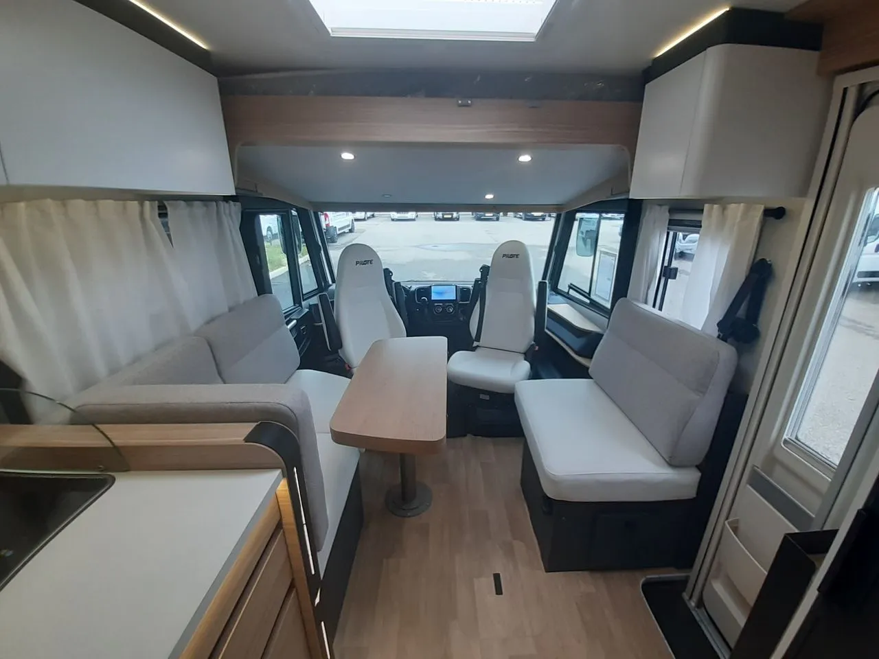 Camping-car - Pilote - G720 FC EVIDENCE - 2026