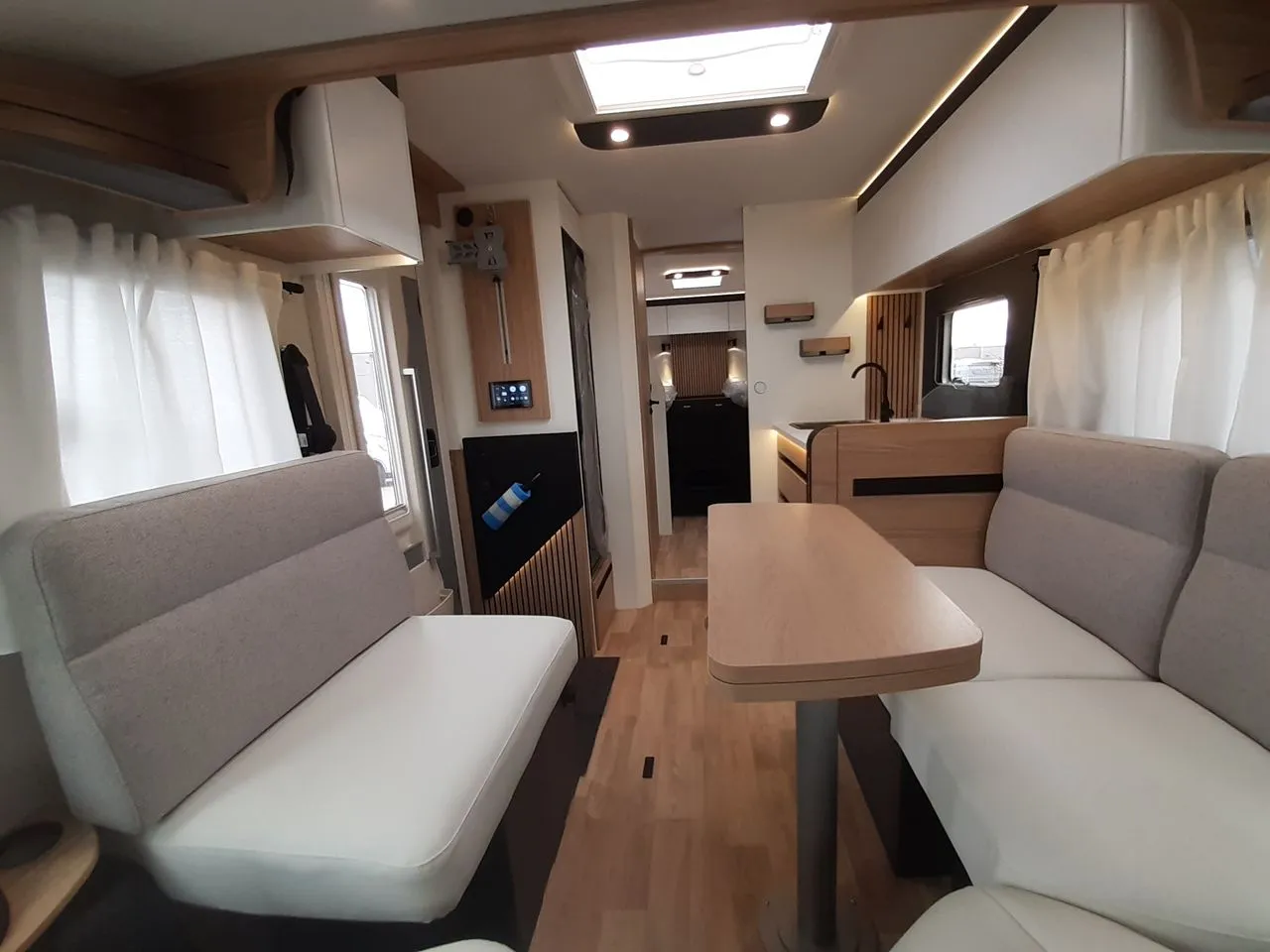 Camping-car - Pilote - G720 FGJ EVIDENCE - 2026