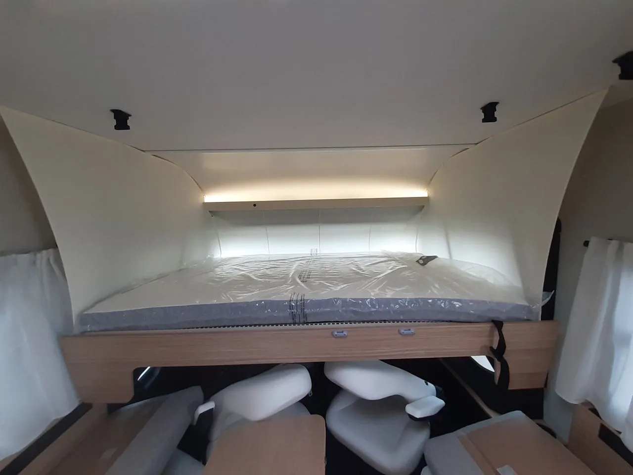 Camping-car - Pilote - G720 FGJ EVIDENCE - 2026