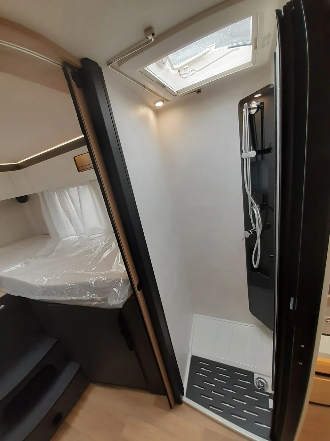 Camping-car - Pilote - G720 FGJ EVIDENCE - 2026