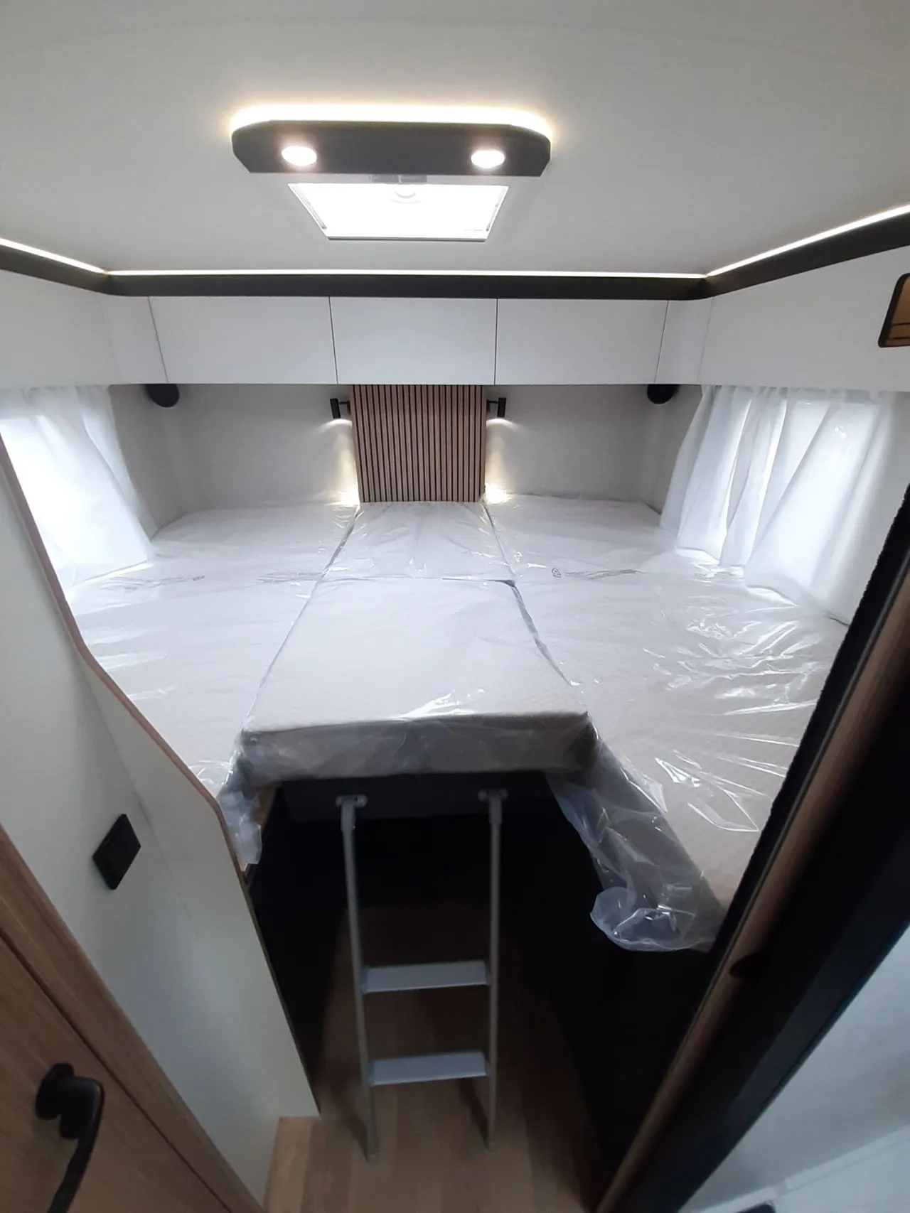 Camping-car - Pilote - G720 FGJ EVIDENCE - 2026