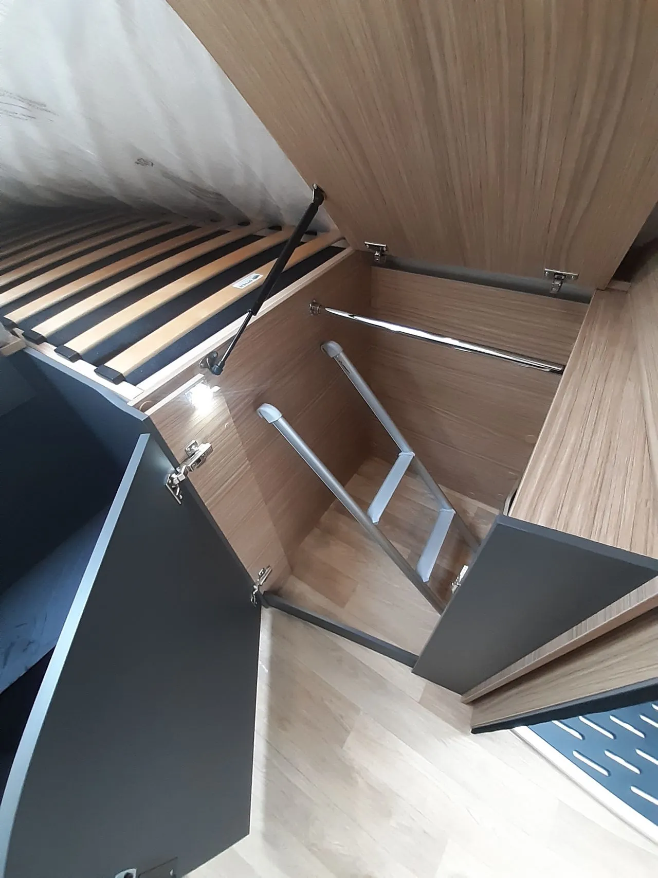 Camping-car - Pilote - G720 FGJ EVIDENCE - 2026