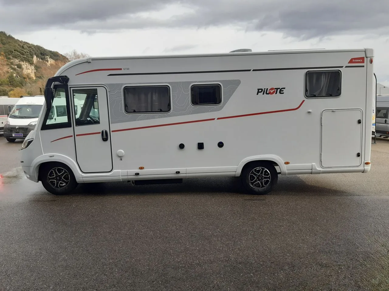 Camping-car - Pilote - G720 FGJ EVIDENCE - 2026