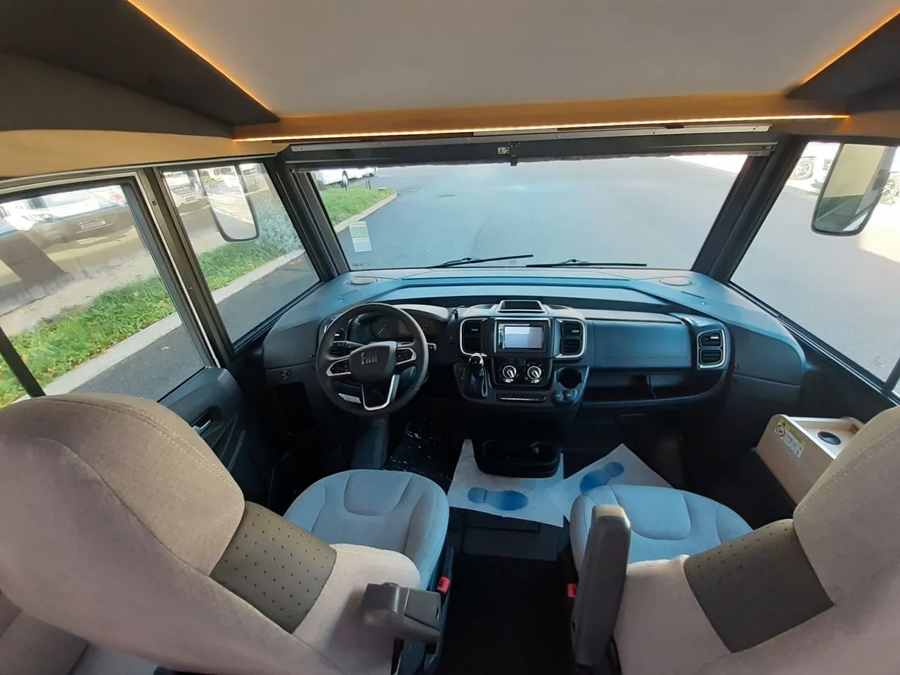 Camping-car - Itineo - FAMILI JC740 - 2026