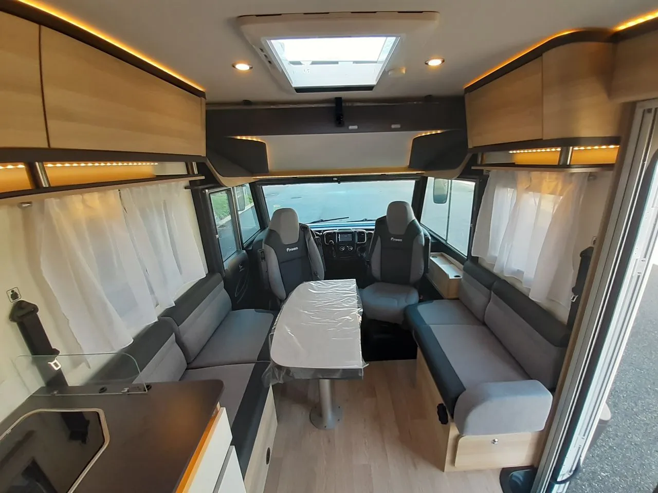 Camping-car - Itineo - FAMILI JC740 - 2026