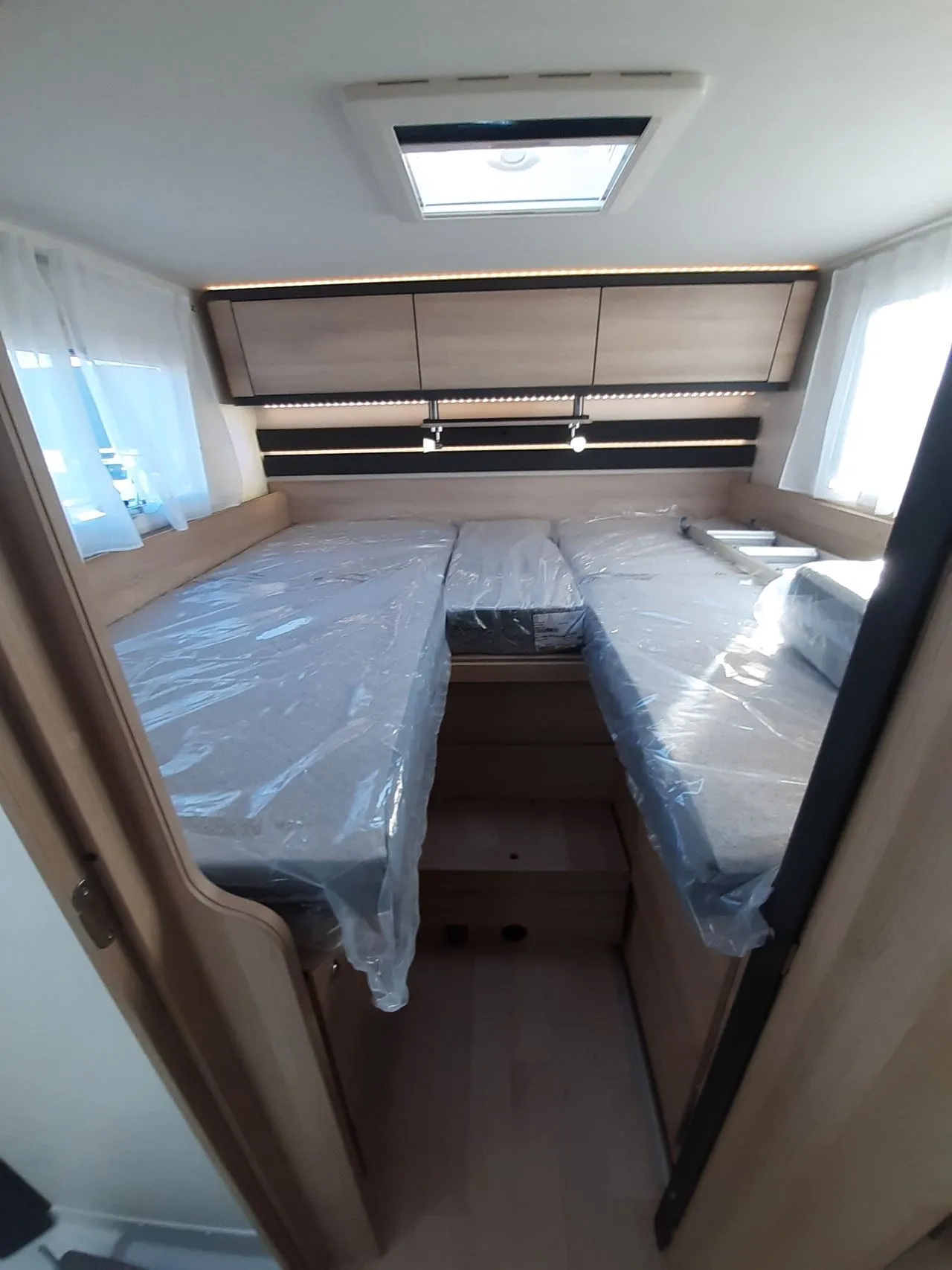 Camping-car - Itineo - FAMILI JC740 - 2026