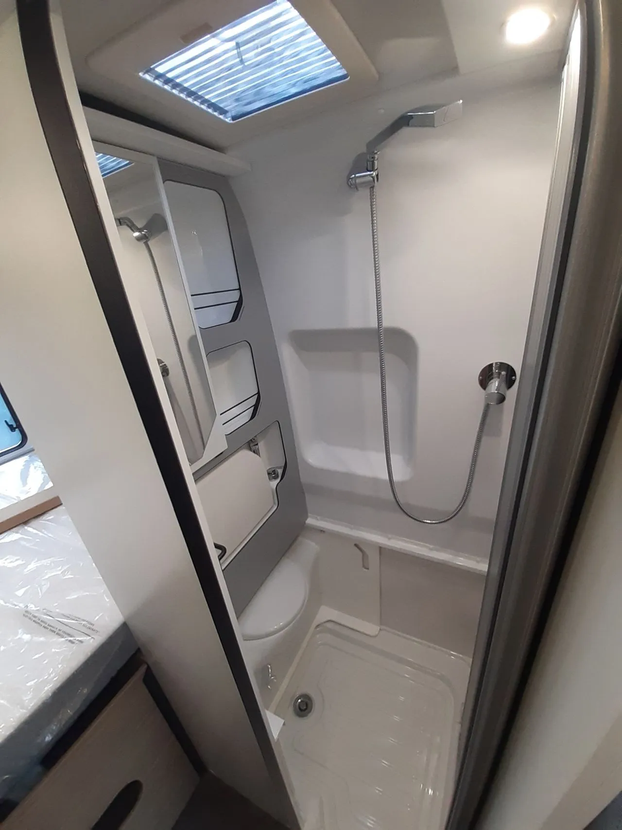 Fourgon aménagé - Pilote - V600 G EVIDENCE - 2026