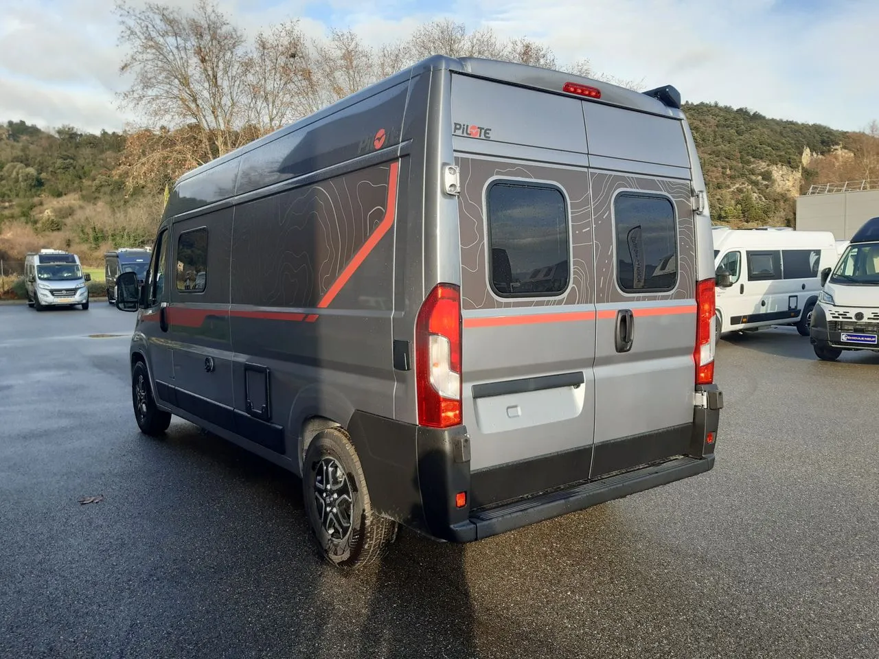 Fourgon aménagé - Pilote - V600 G EVIDENCE - 2026