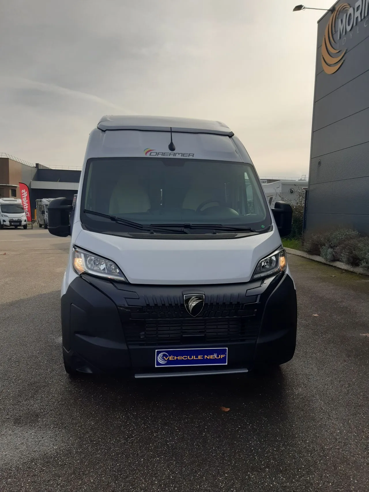 Fourgon aménagé - Dreamer - D43 UP - 2026