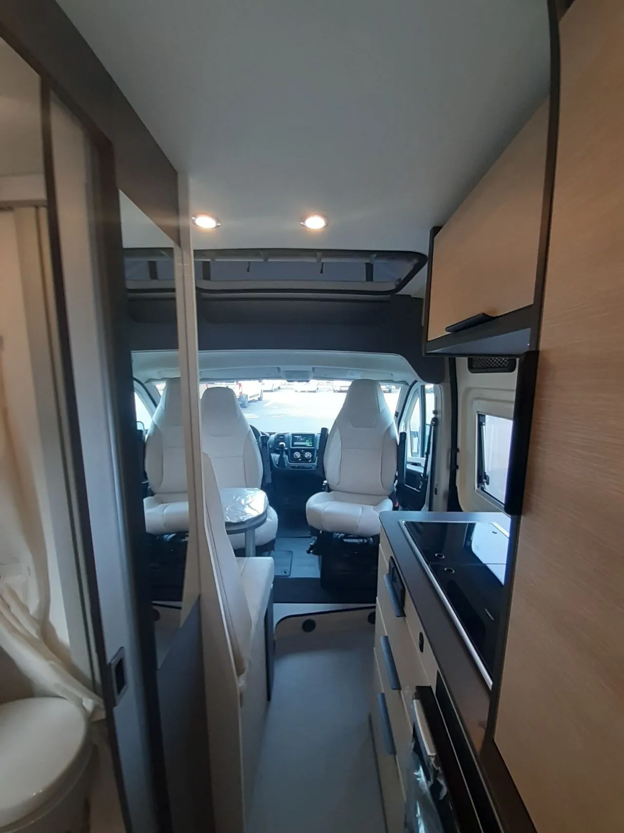 Fourgon aménagé - Dreamer - D43 UP - 2026