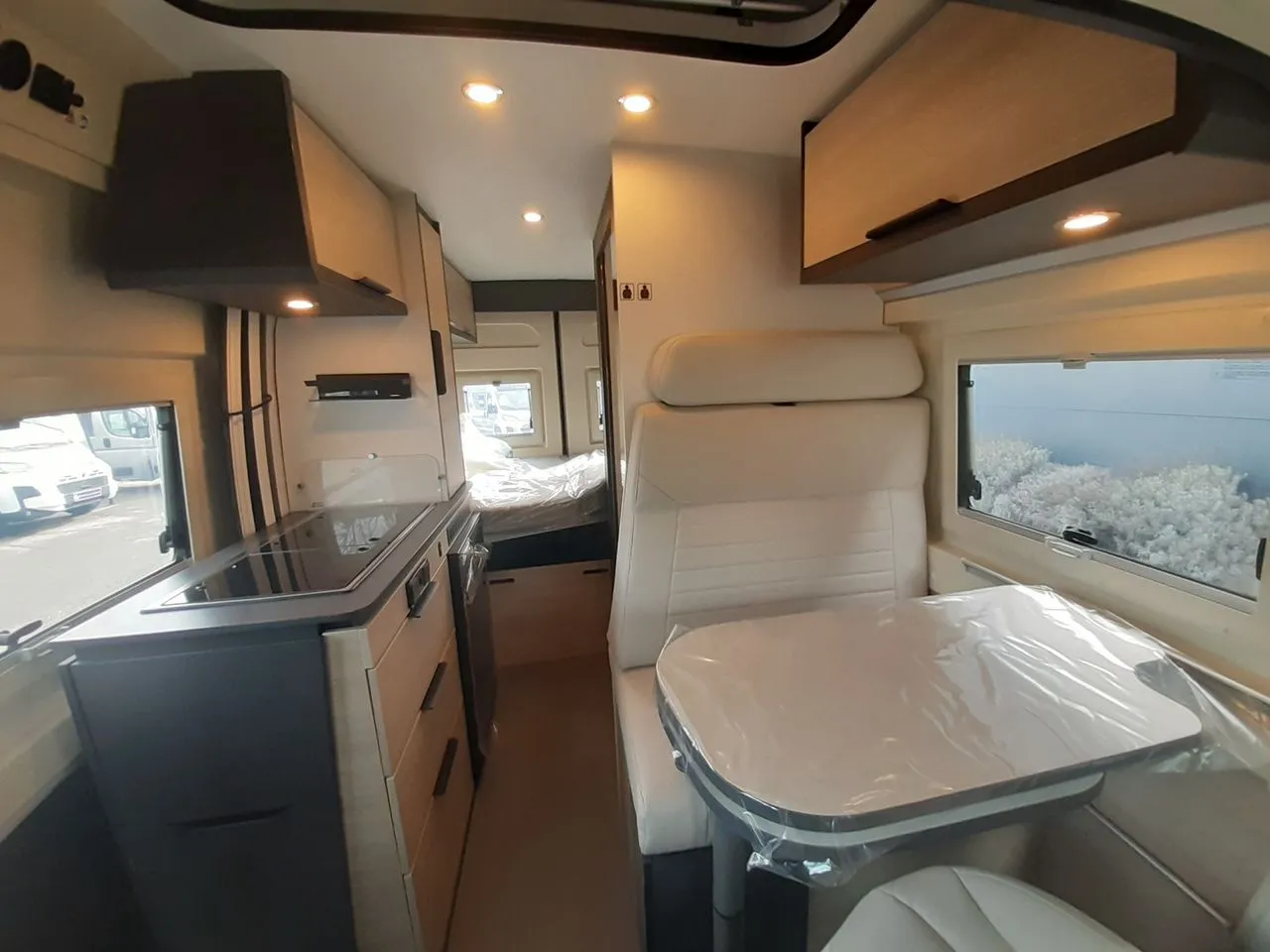 Fourgon aménagé - Dreamer - D43 UP - 2026