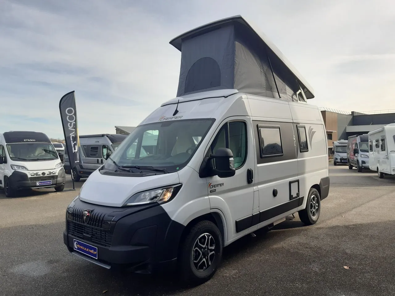 Fourgon aménagé - Dreamer - D43 UP - 2026