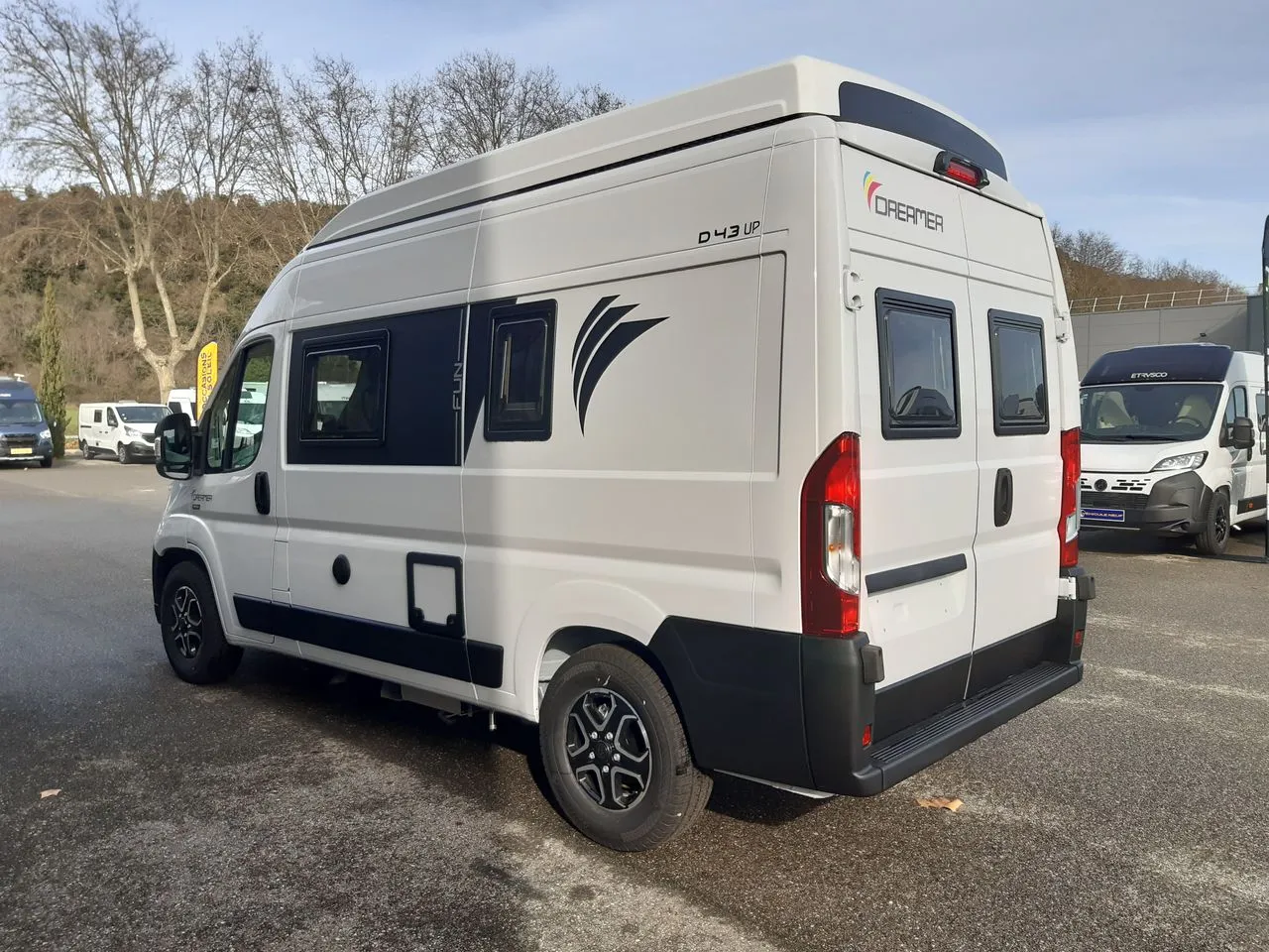 Fourgon aménagé - Dreamer - D43 UP - 2026