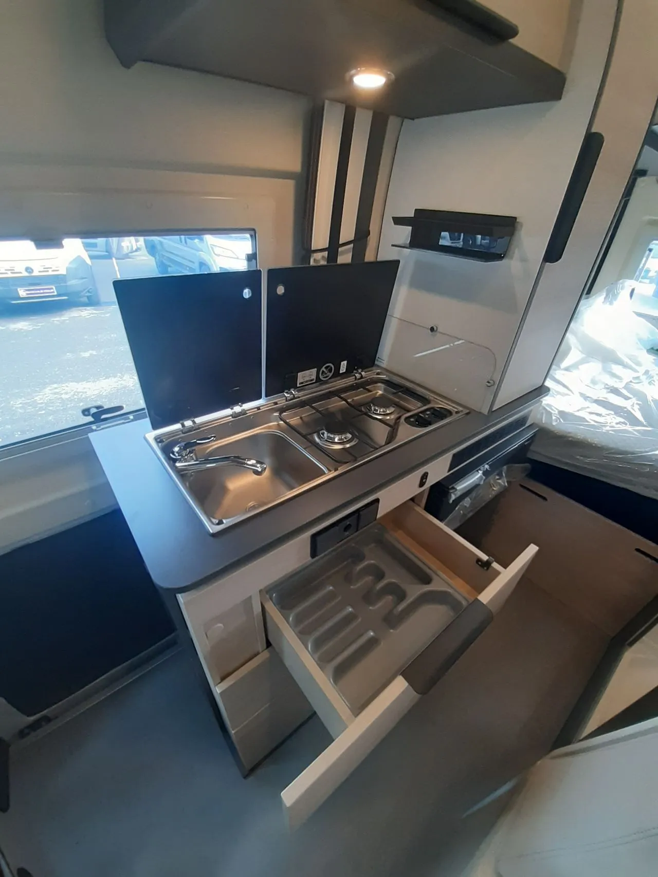 Fourgon aménagé - Dreamer - D43 UP - 2026