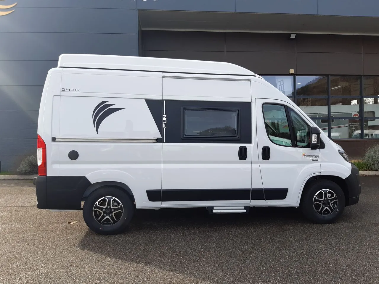 Fourgon aménagé - Dreamer - D43 UP - 2026