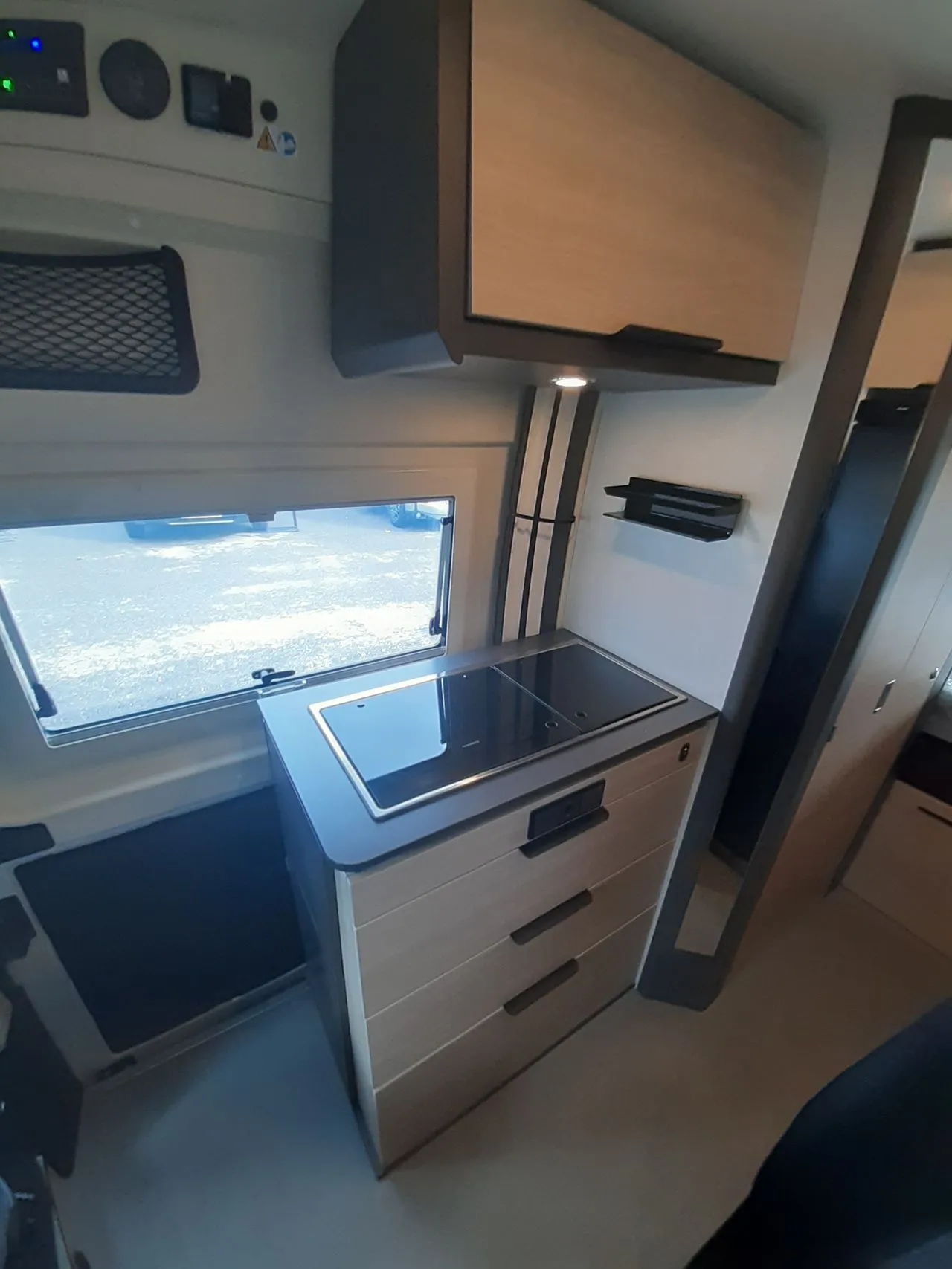 Fourgon aménagé - Dreamer - D55 UP - 2026