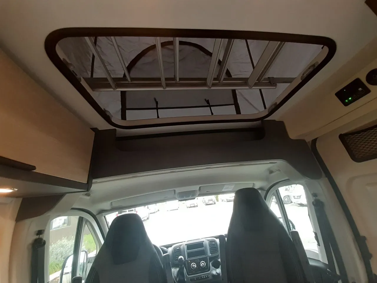 Fourgon aménagé - Dreamer - D55 UP - 2026