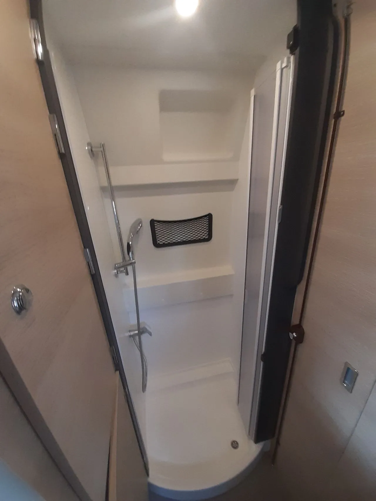 Fourgon aménagé - Dreamer - D55 UP - 2026