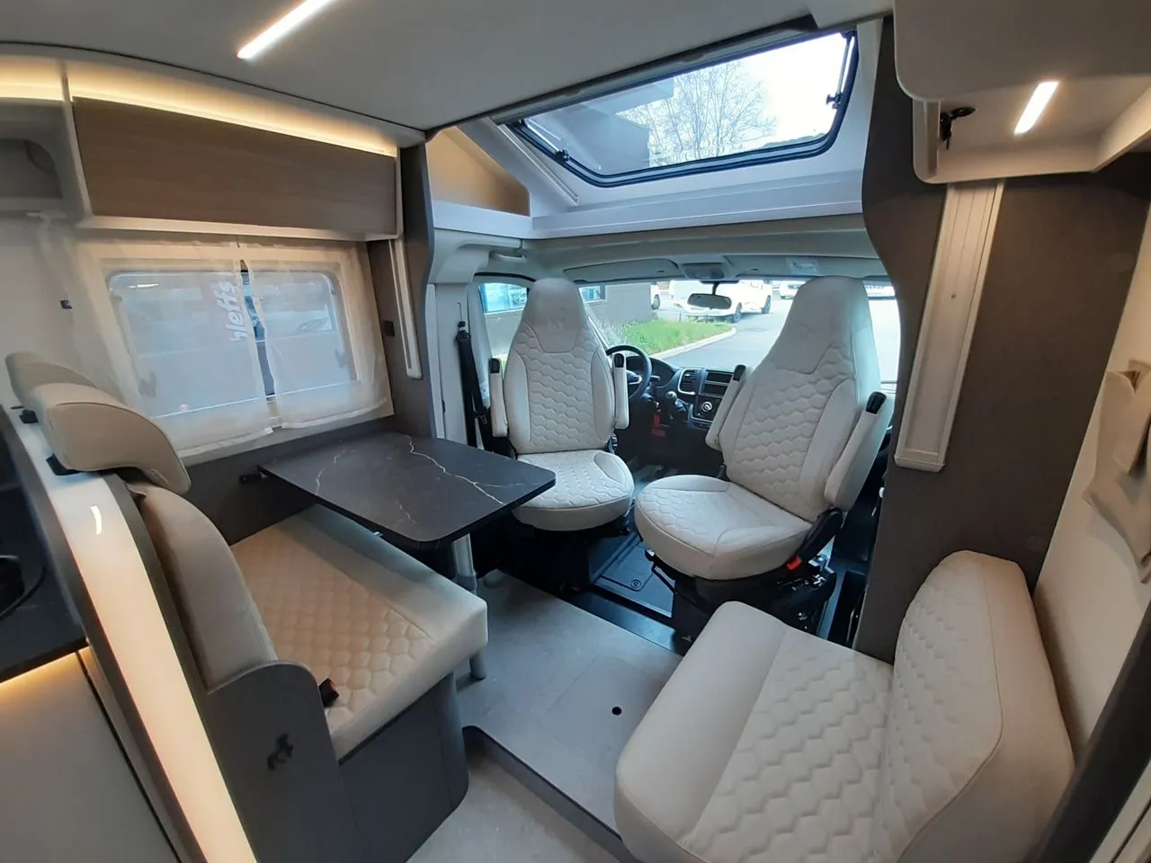 Camping-car - Etrusco - T6900 SB - 2026