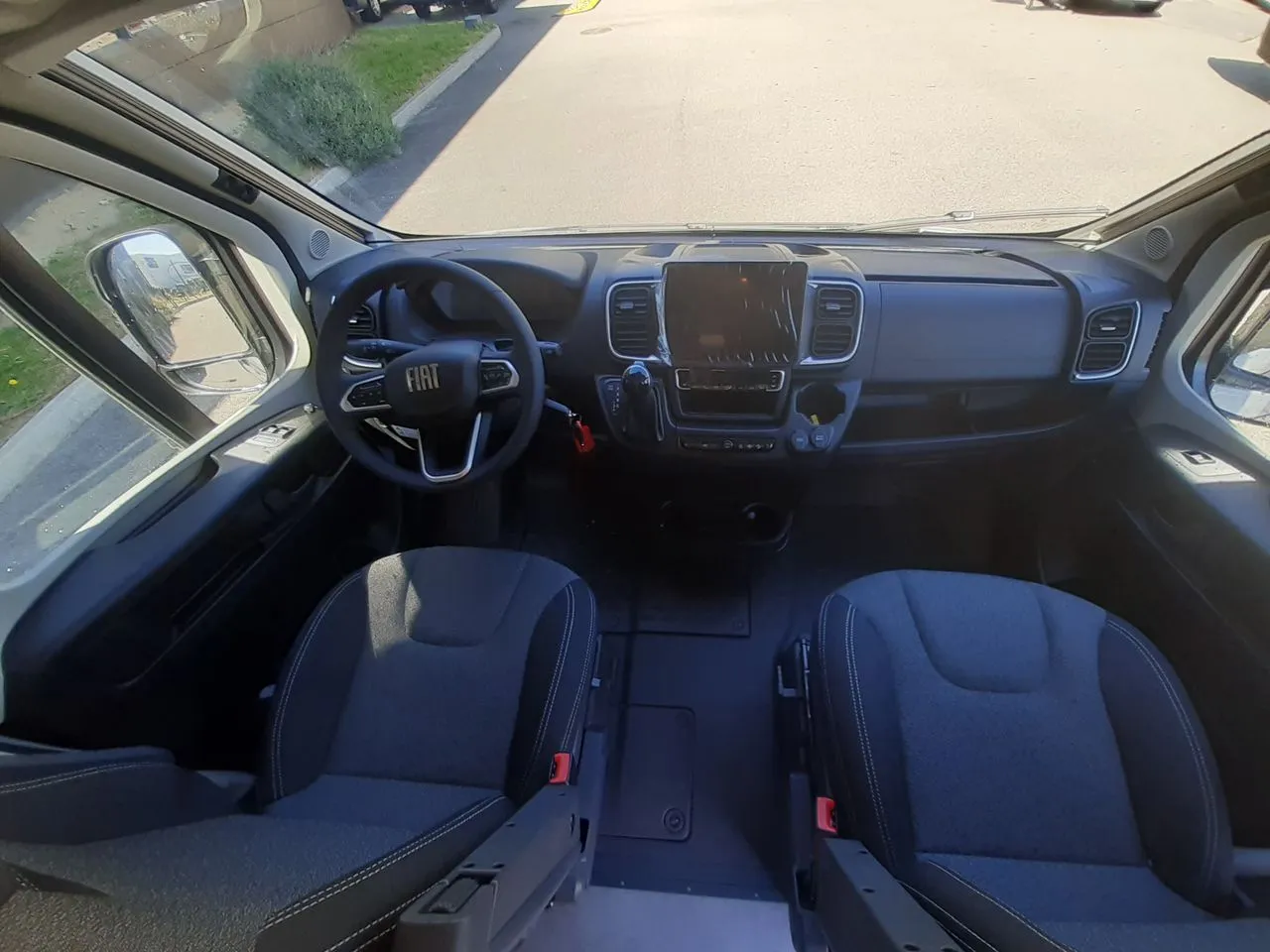 Fourgon aménagé - Dethleffs - GLOBETRAIL CV600 DS ACTIVE PLUS - 2026