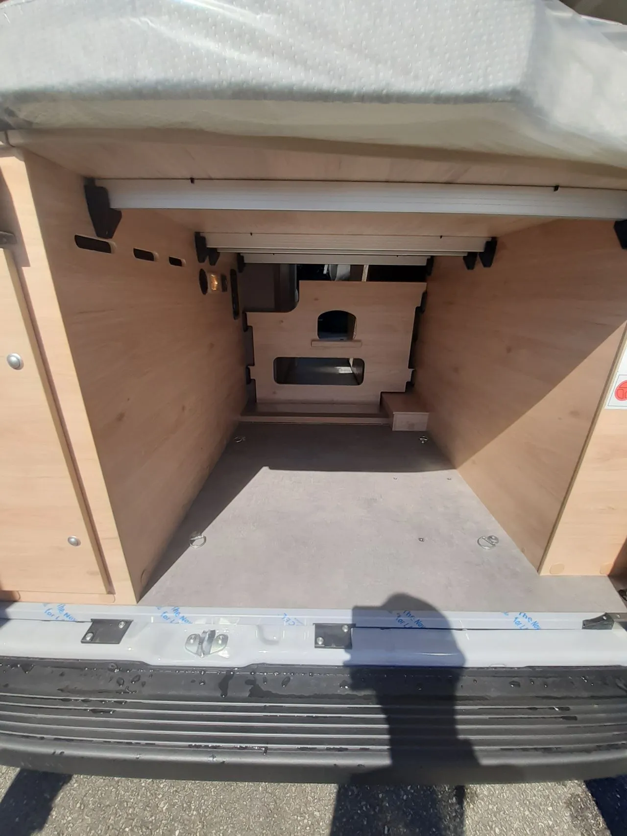 Fourgon aménagé - Dethleffs - GLOBETRAIL CV600 DS ACTIVE PLUS - 2026