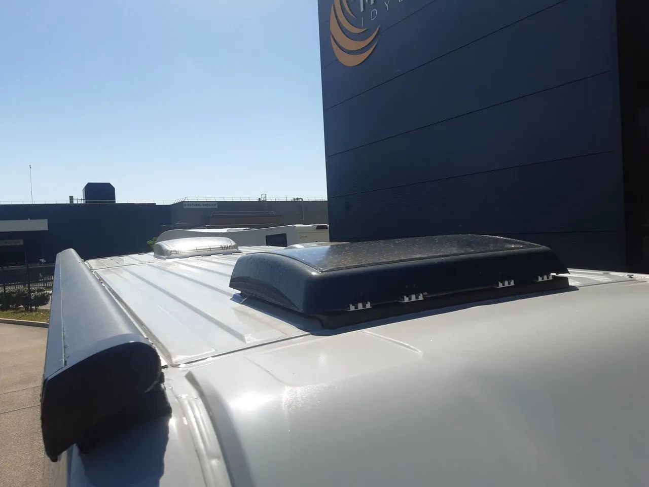 Fourgon aménagé - Dethleffs - GLOBETRAIL CV600 DS ACTIVE PLUS - 2026