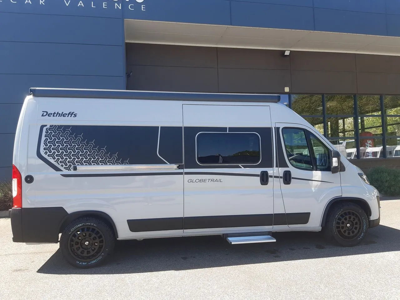 Fourgon aménagé - Dethleffs - GLOBETRAIL CV600 DS ACTIVE PLUS - 2026