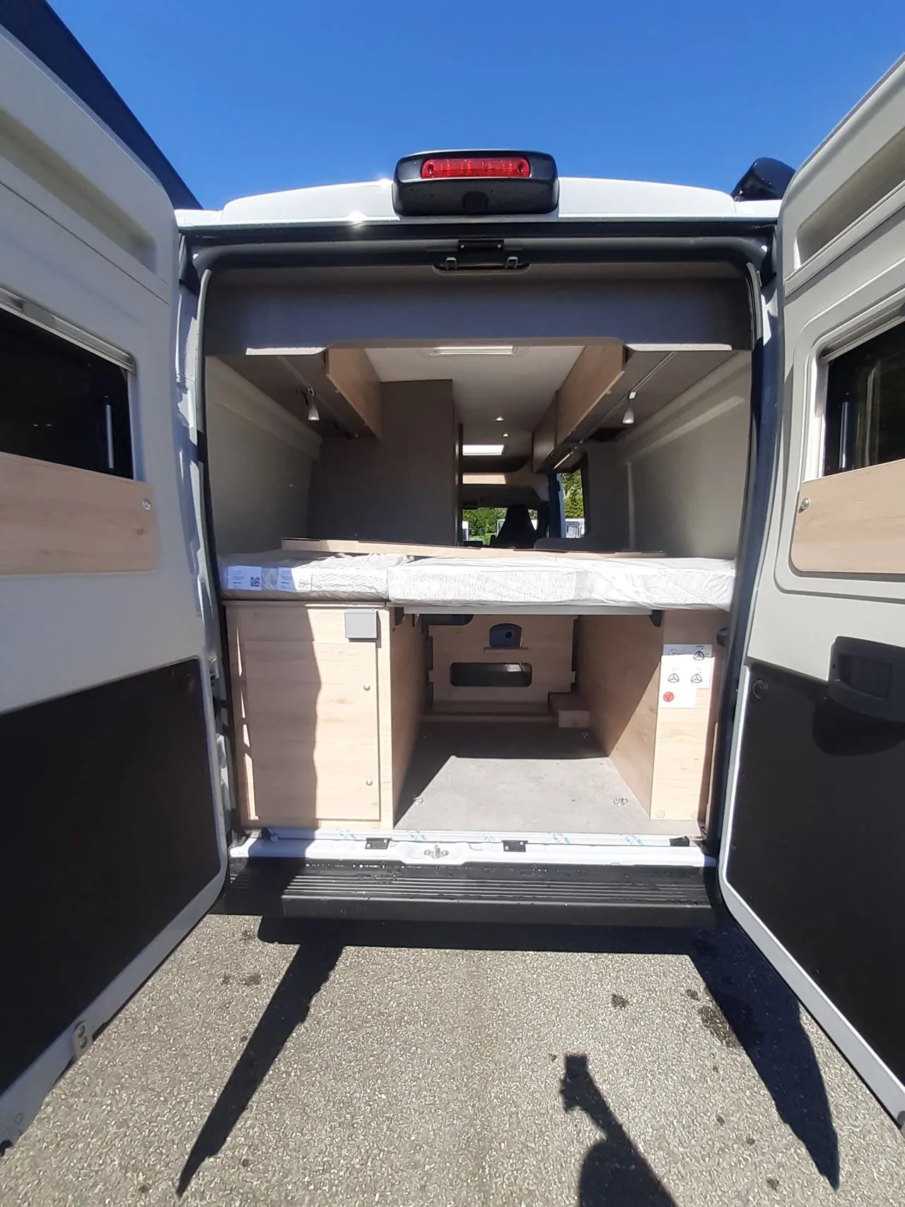 Fourgon aménagé - Dethleffs - GLOBETRAIL CV600 DS ACTIVE PLUS - 2026