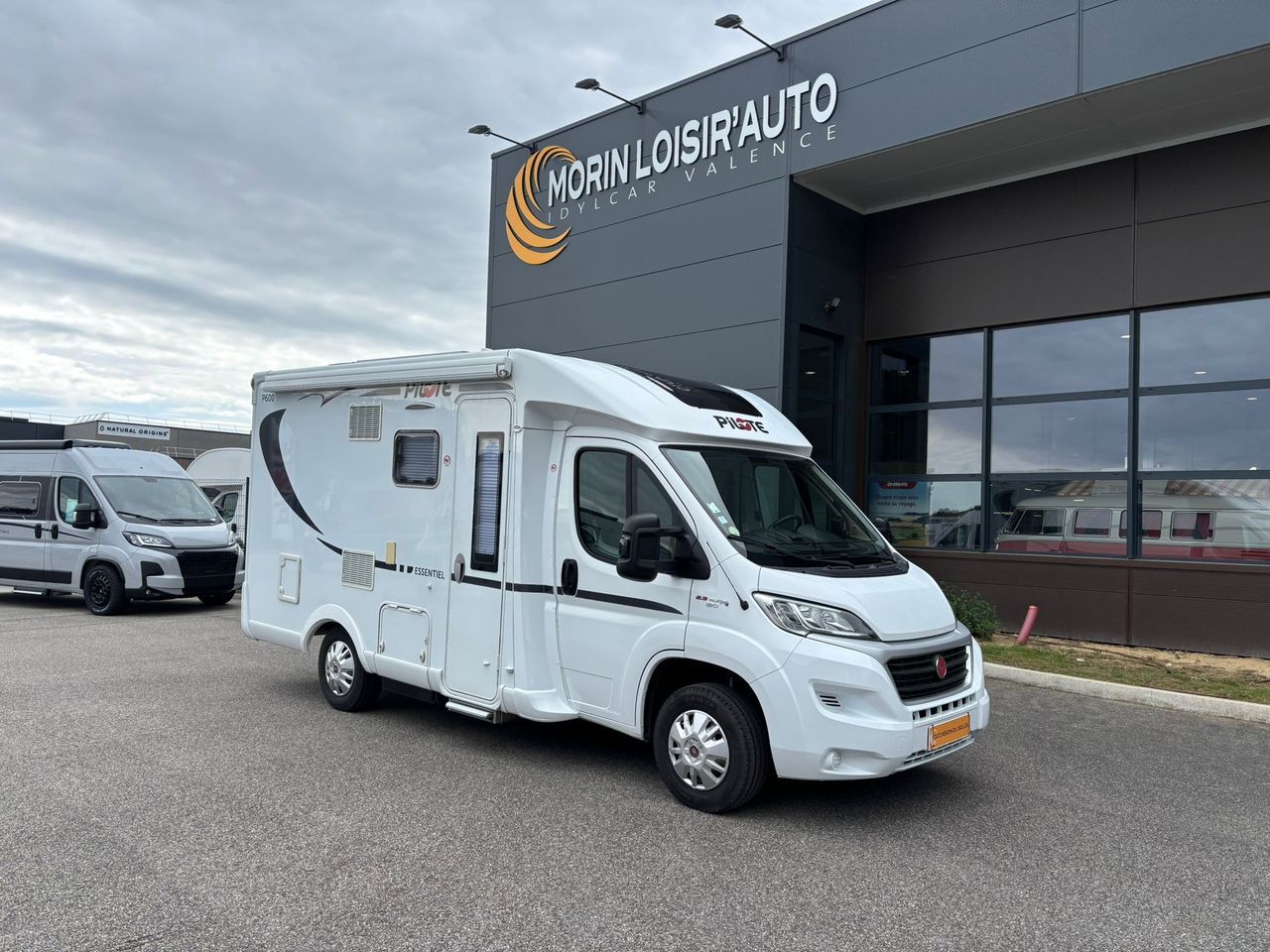Camping-car PILOTE P 600 P ESSENTIEL