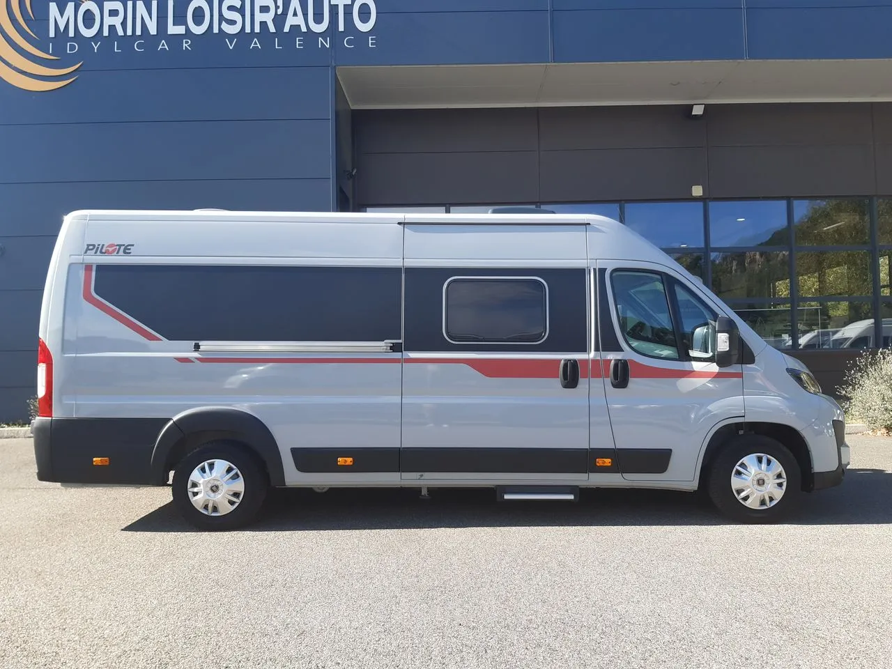 Fourgon aménagé - Pilote - V 630 S STANDARD - 2026