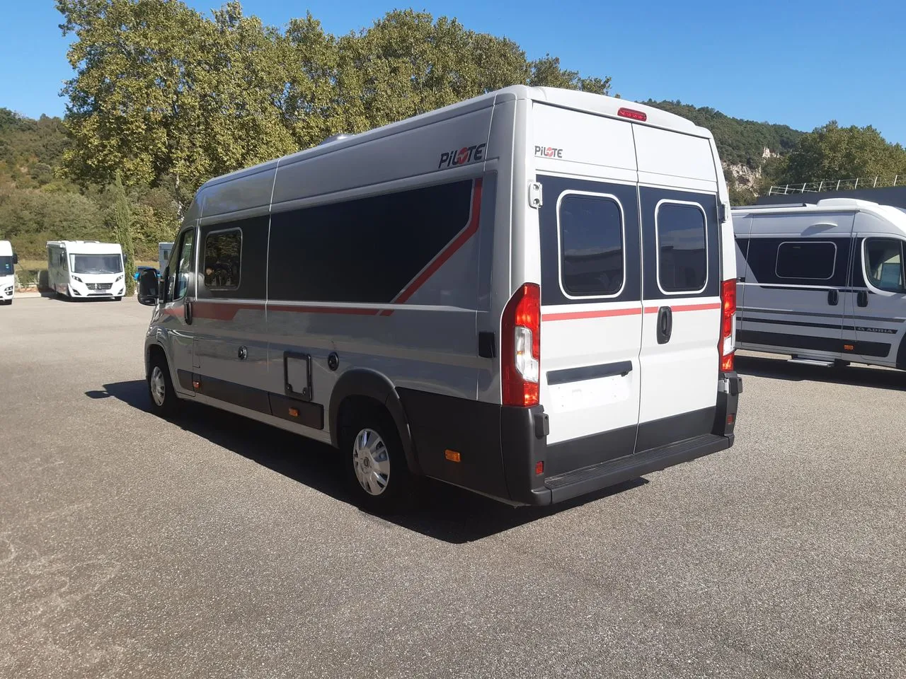 Fourgon aménagé - Pilote - V 630 S STANDARD - 2026