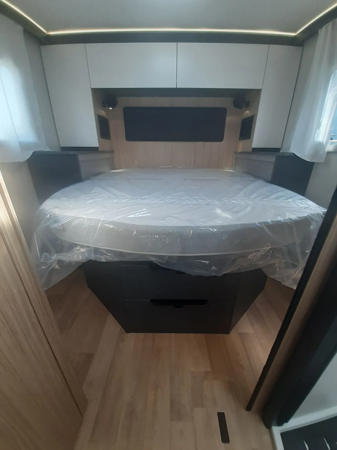 Camping-car - Pilote - G740 FC EVIDENCE - 2027