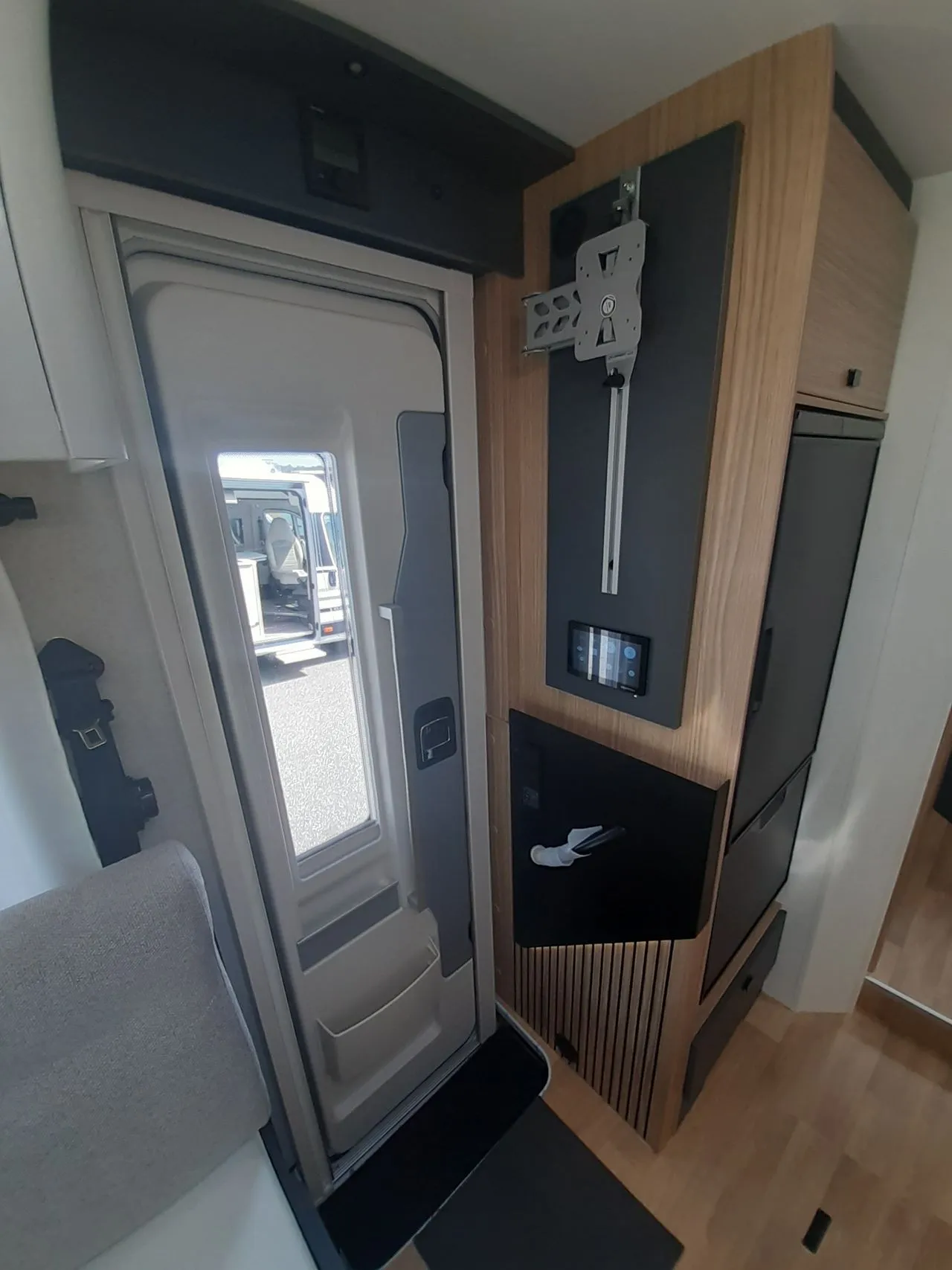 Camping-car - Pilote - G740 FC EVIDENCE - 2027