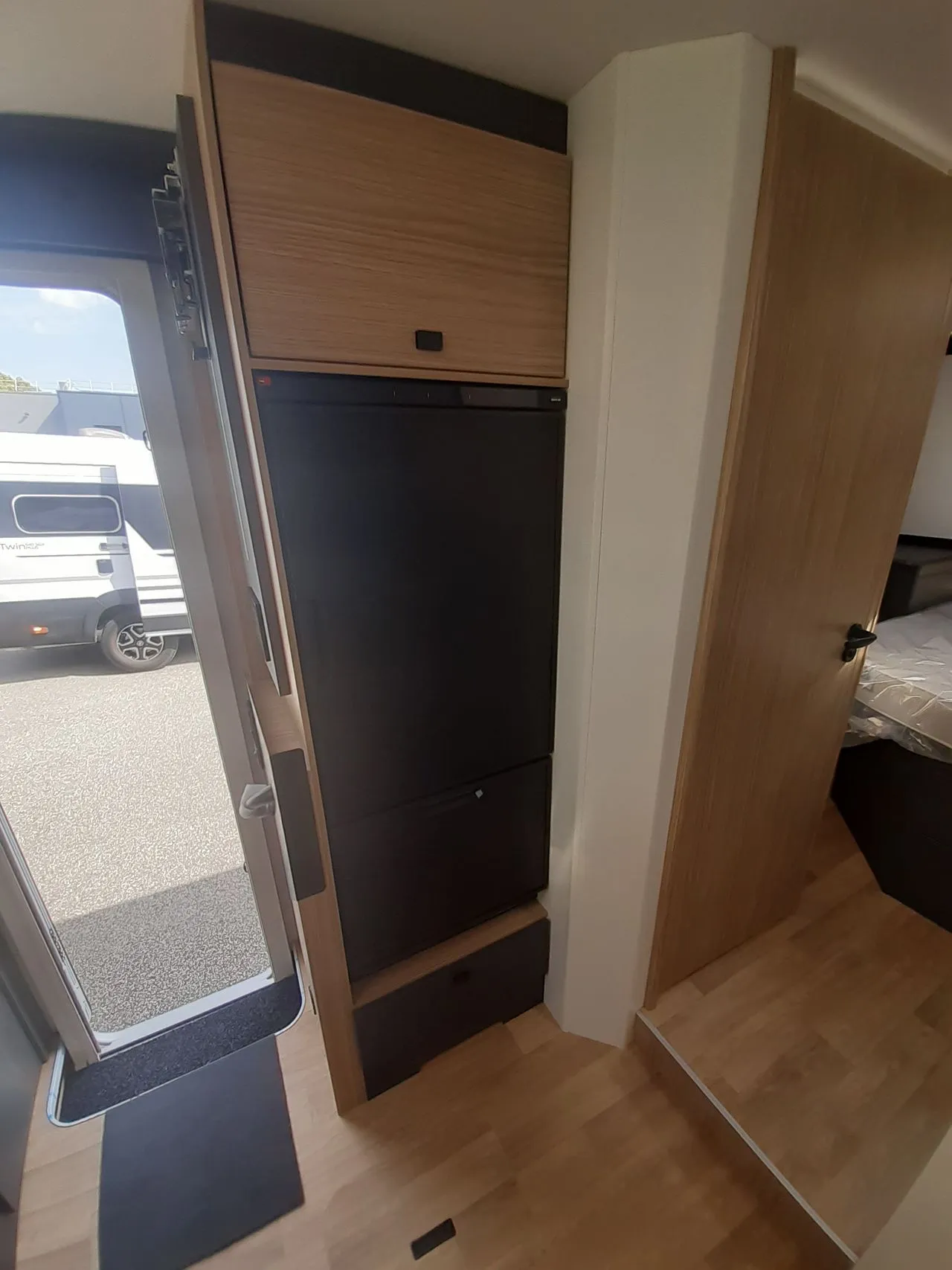 Camping-car - Pilote - G740 FC EVIDENCE - 2027