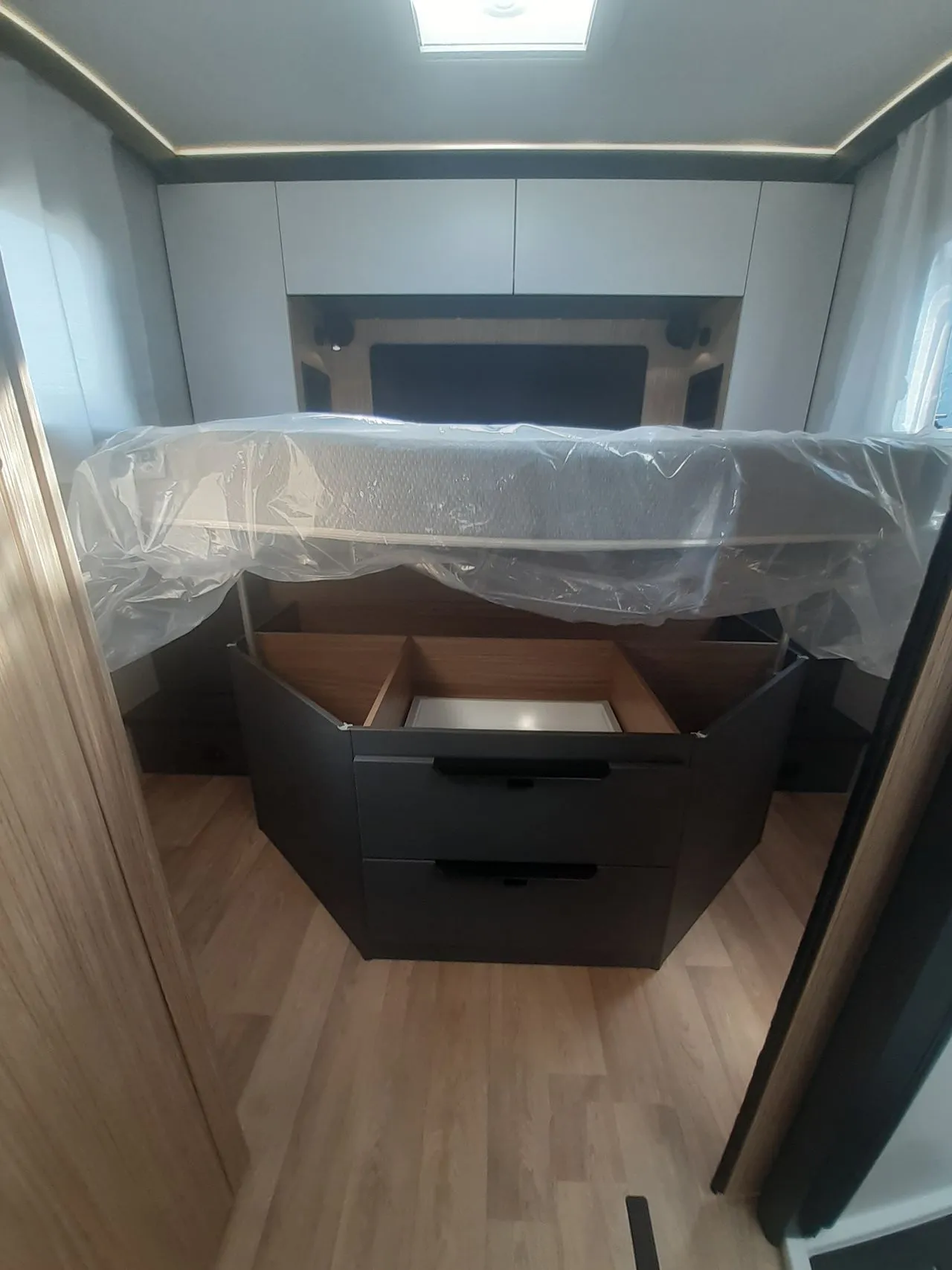 Camping-car - Pilote - G740 FC EVIDENCE - 2027