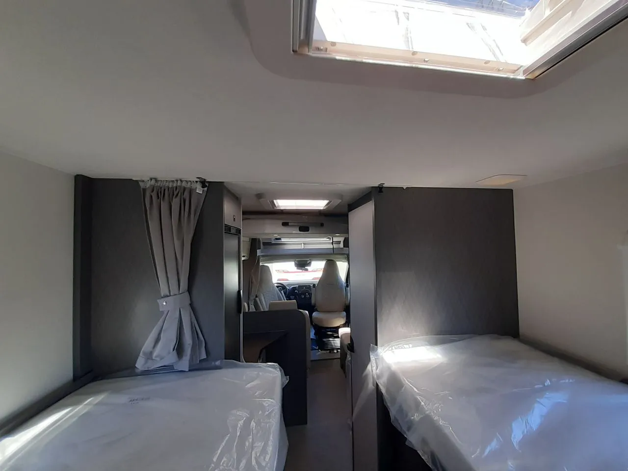 Camping-car - Etrusco - T6.9 SB - 2027