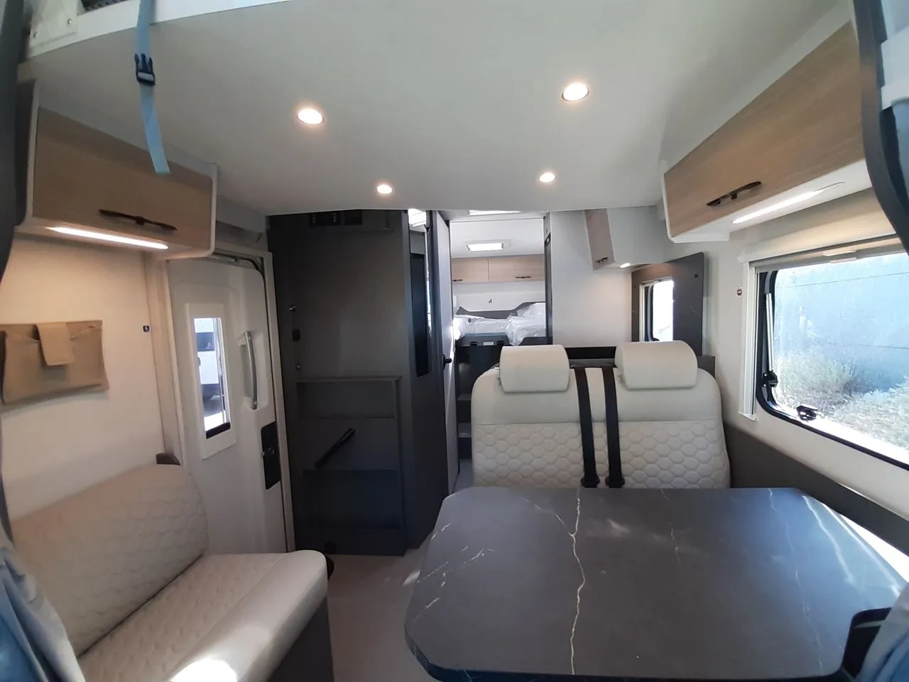 Camping-car - Etrusco - T6.9 SB - 2027